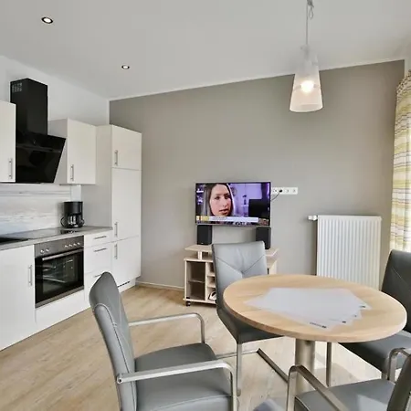 Admiralsgarten, Ag15b Apartman